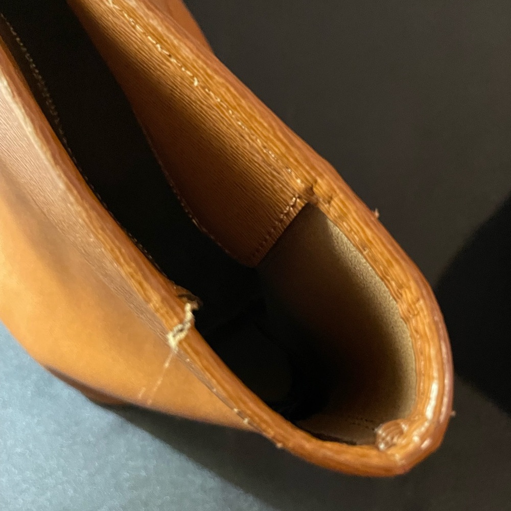 Ralph Lauren Tan Structured Leather Tote - Picture 12 of 14